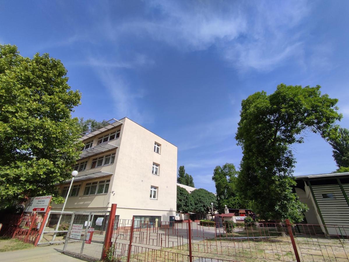 Napsugar Szallo Baja Exteriör bild